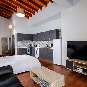 The Loft Studio Апартаменты